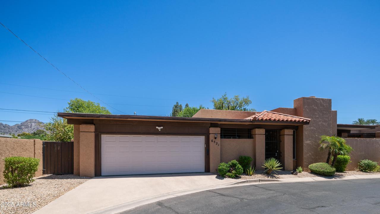 6521 N La Paloma Este, Phoenix, AZ 85014