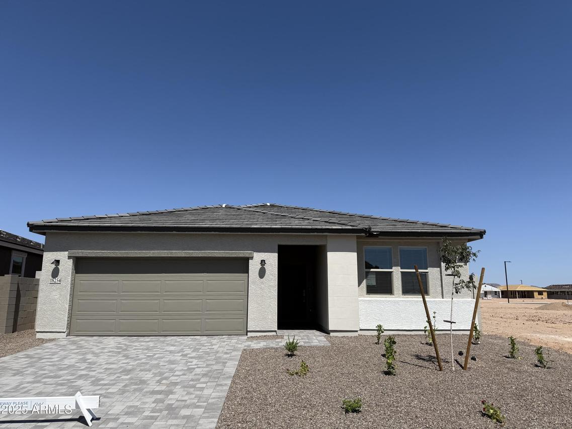 18254 W Camino De Oro, Surprise, AZ 85387