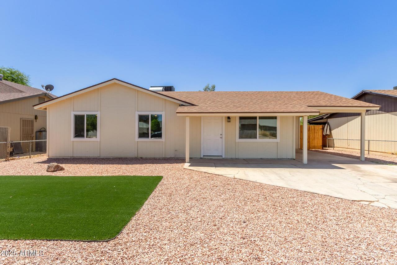 2002 N 73rd Ave., Phoenix, AZ 85035