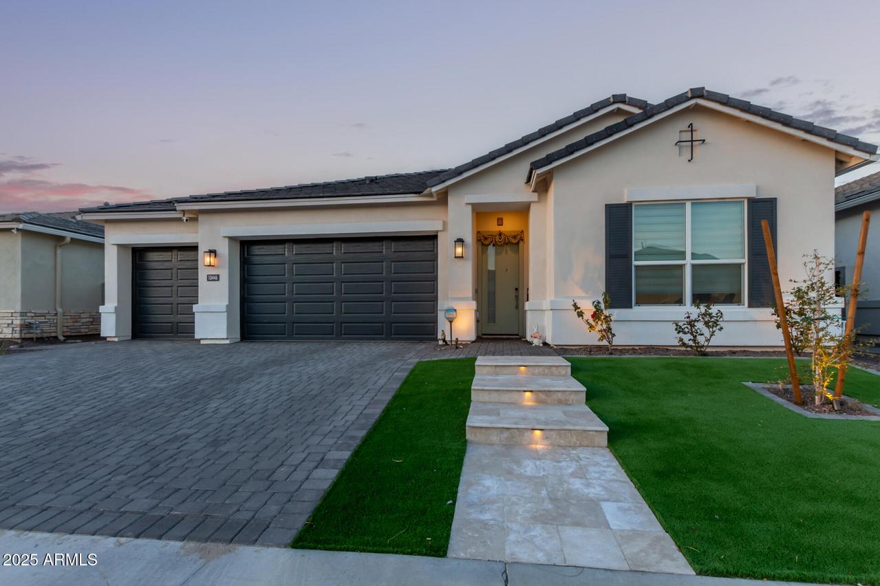 10446 W Lone Cactus Dr., Peoria, AZ 85382