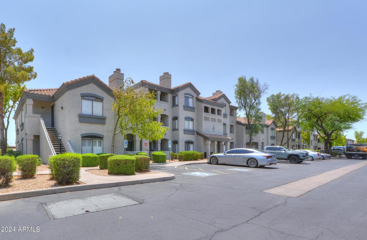 15095 N Thompson Peak Pkwy. #2115, Scottsdale, AZ 85260