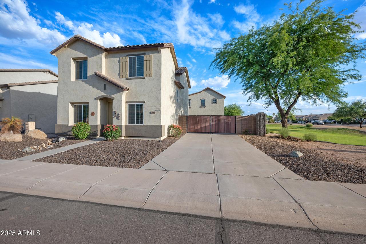 10303 E Cliffrose Ln., Florence, AZ 85132