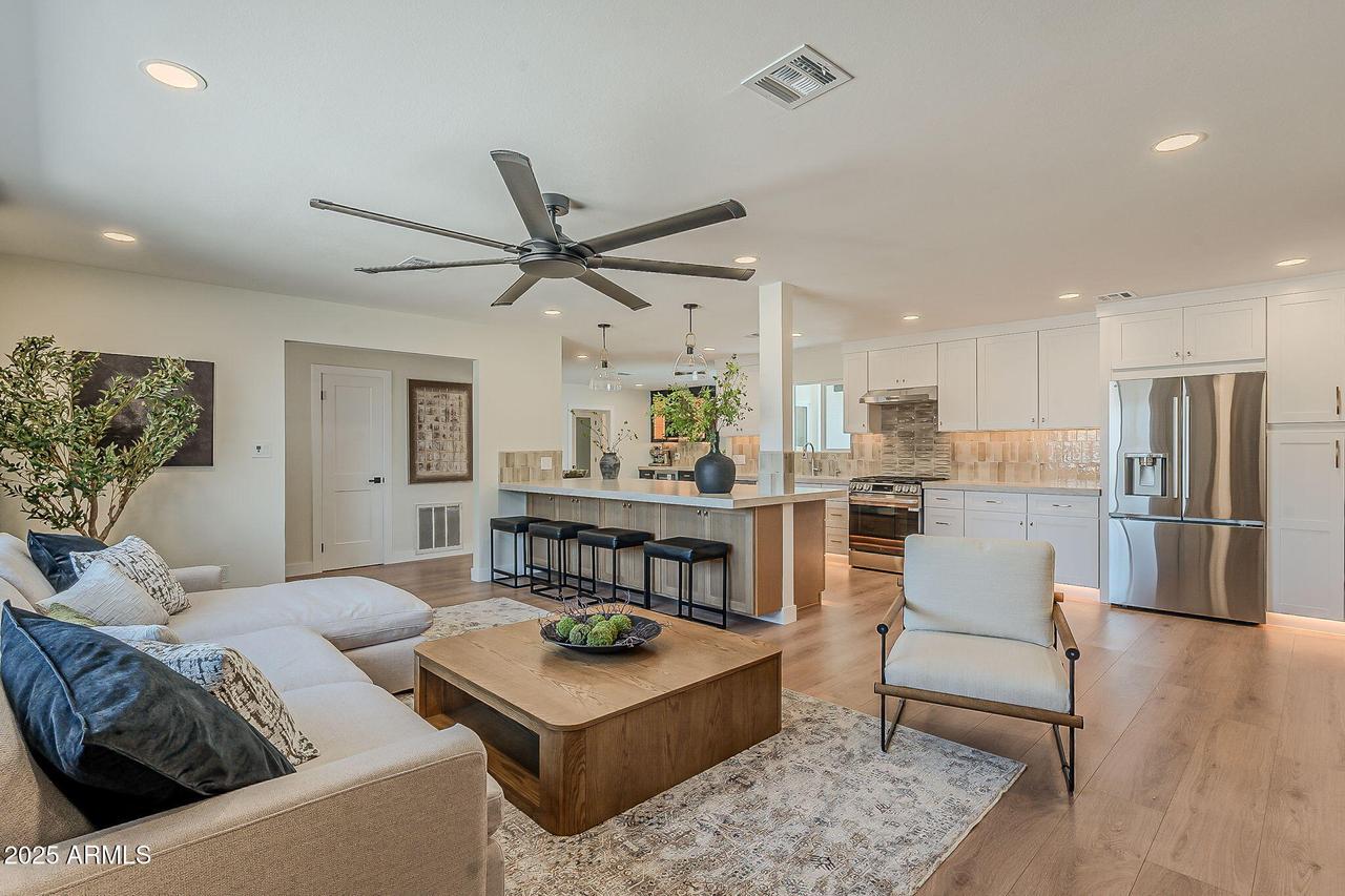 1261 E Riviera Dr., Tempe, AZ 85282