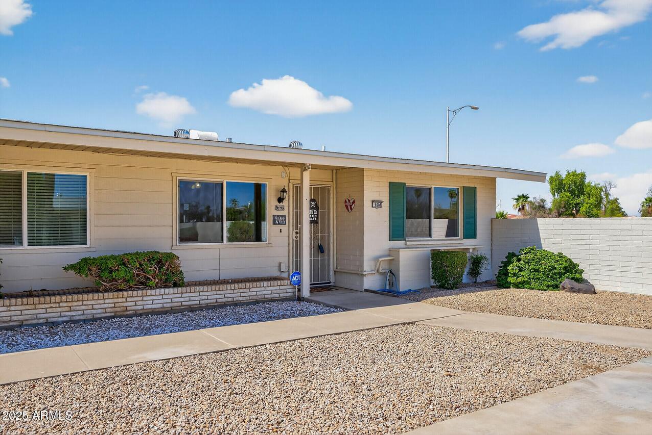 9663 N 111th Ave., Sun City, AZ 85351