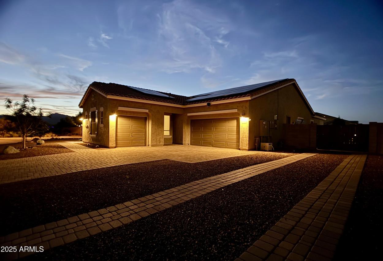 18292 W Sells Dr., Goodyear, AZ 85395