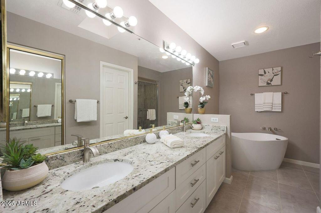 10080 E Mountainview Lake Dr. #220, Scottsdale, AZ 85258