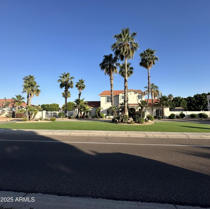 6337 W Deer Valley Rd., Glendale, AZ 85308
