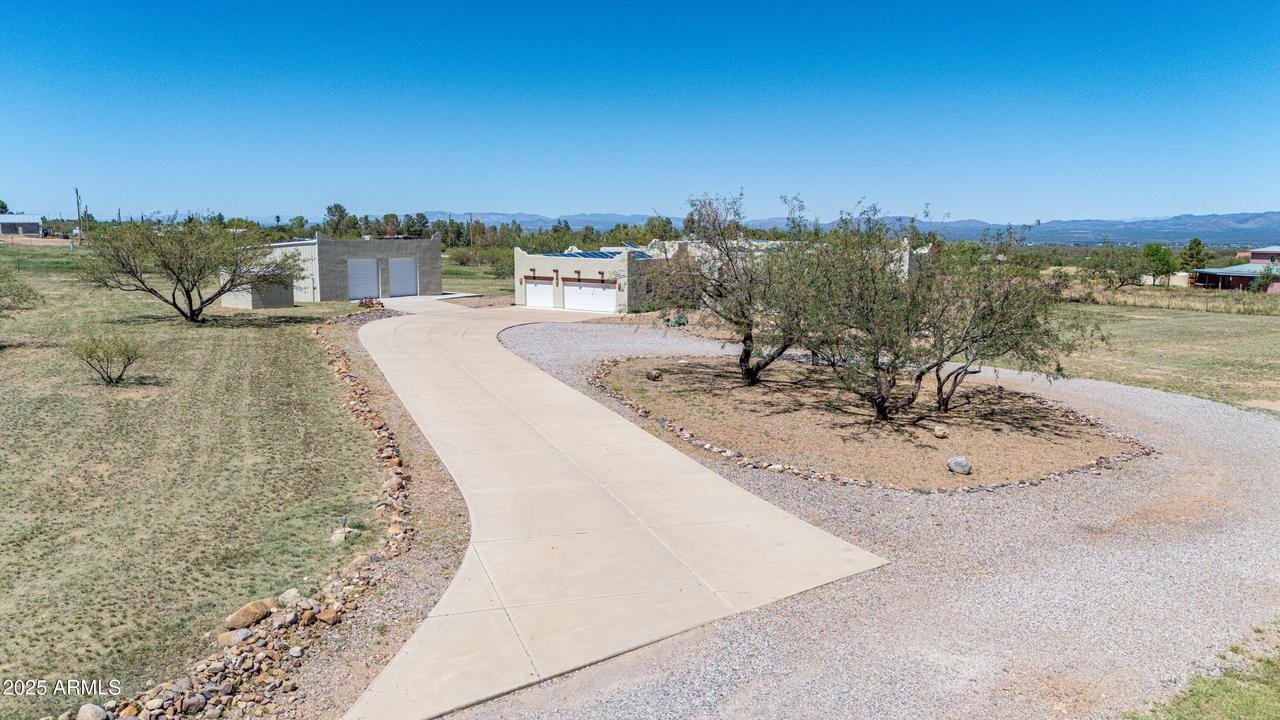 5465 E Pioneer Ln., Hereford, AZ 85615