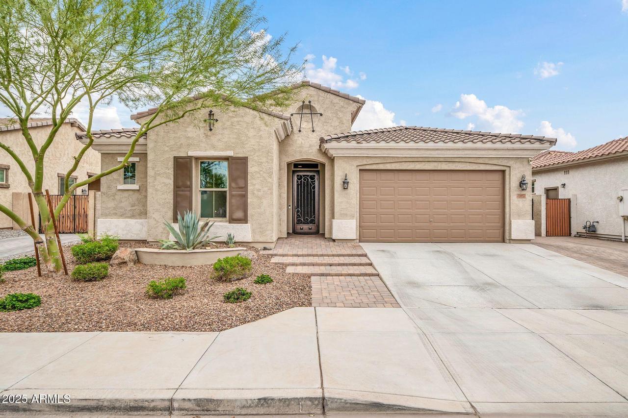 25857 N 104th Dr., Peoria, AZ 85383