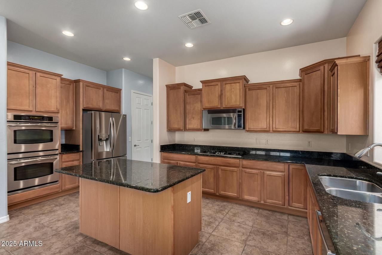 6302 W Montebello Way, Florence, AZ 85132