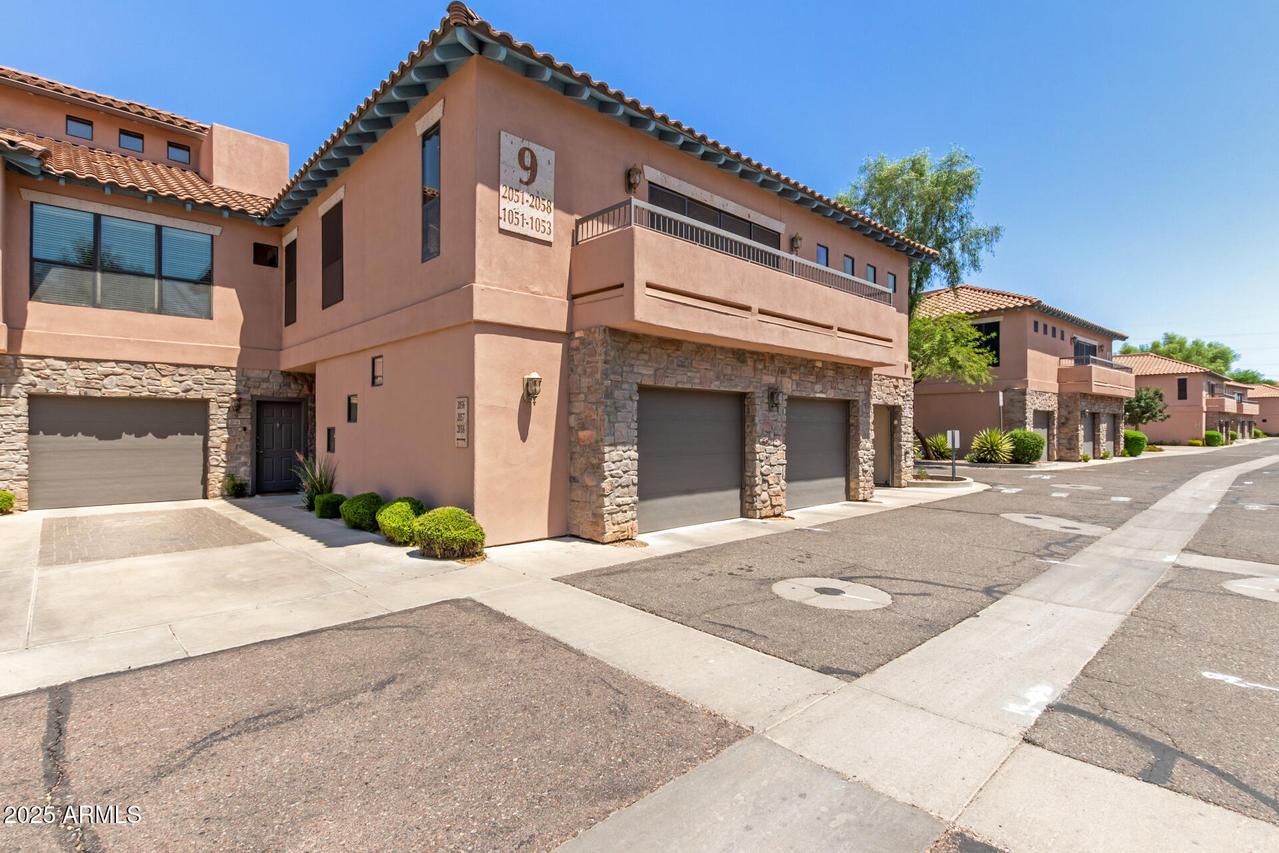 20660 N 40th St. #2058, Phoenix, AZ 85050