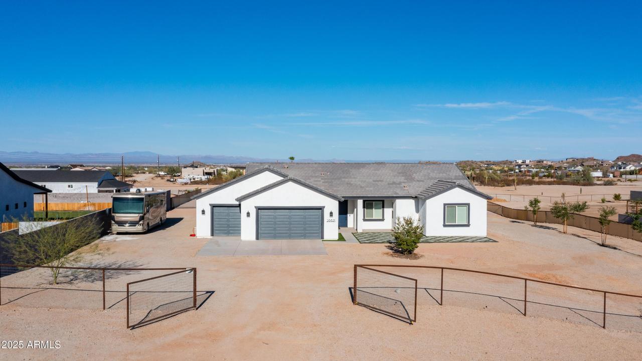 28621 N Thompson Rd., Queen Creek, AZ 85144
