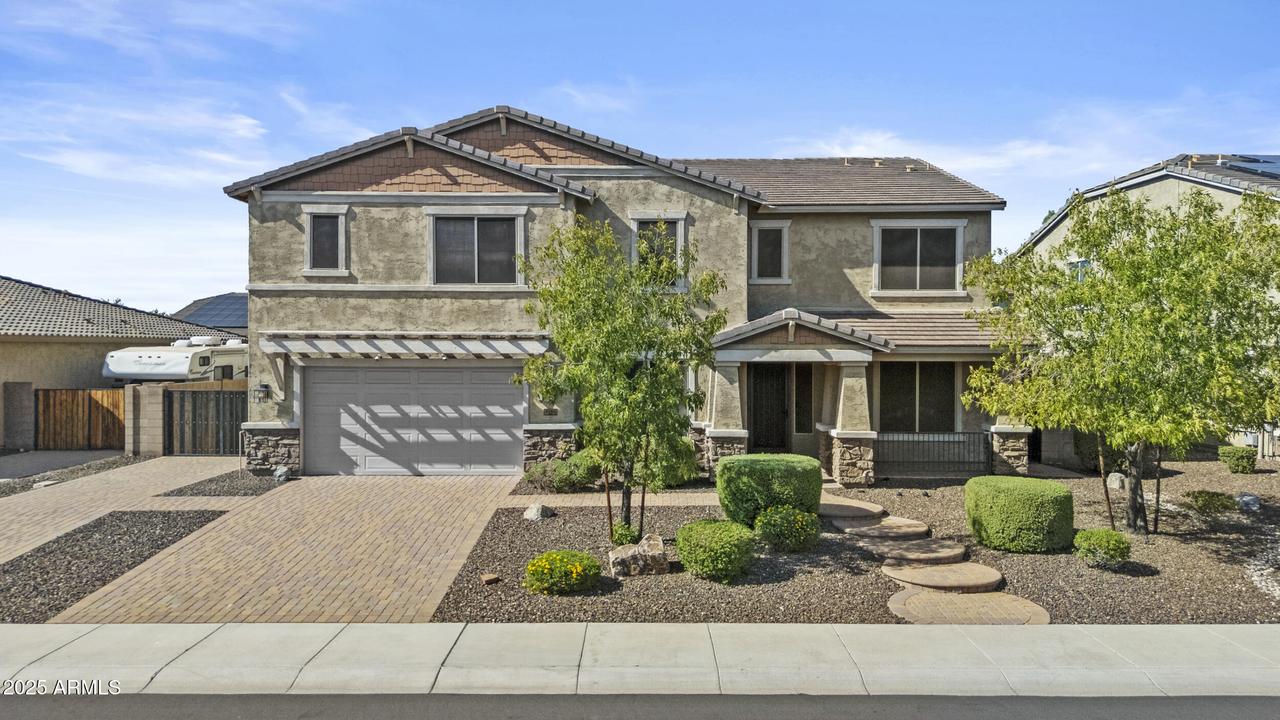 9382 W Louise Dr., Peoria, AZ 85383