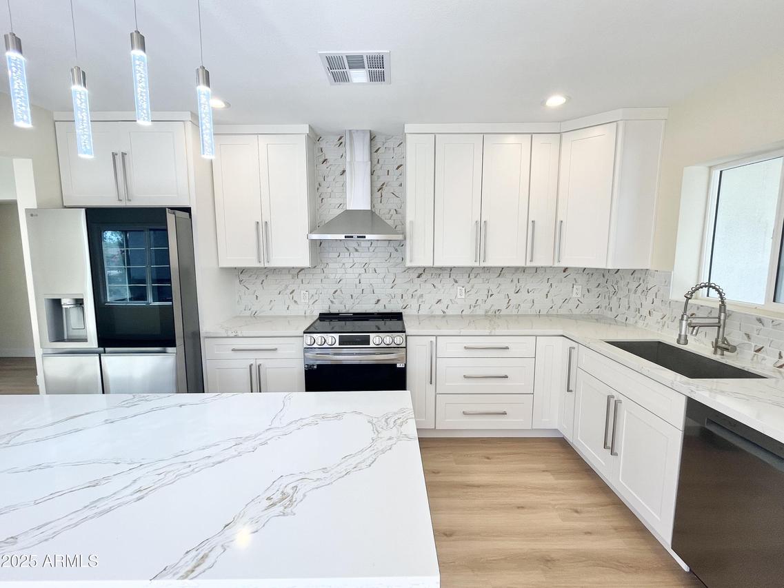 1514 W Lynwood St., Phoenix, AZ 85007