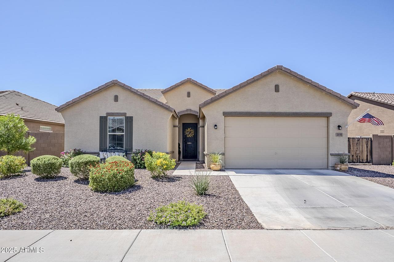 2135 W Angelo Way, San Tan Valley, AZ 85144