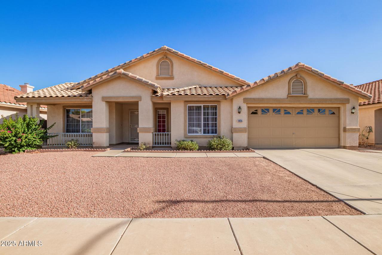 3935 W Charter Oak Rd., Phoenix, AZ 85029