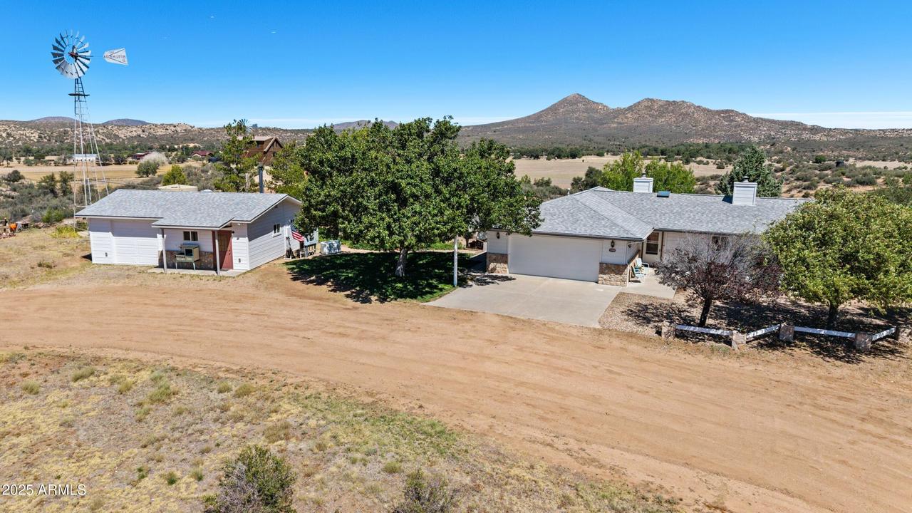 11800 W Faded Whistle Rd., Skull Valley, AZ 86338