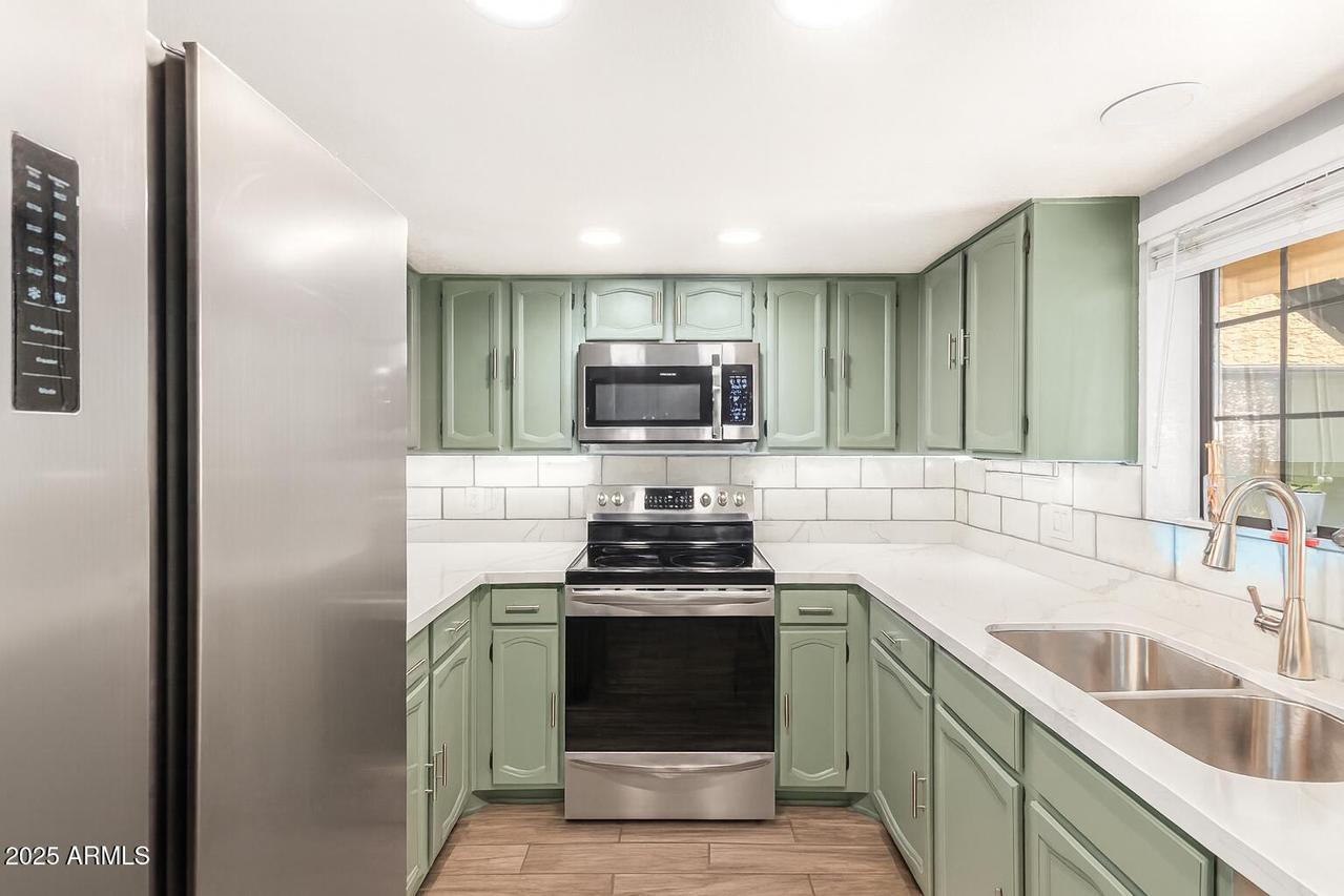 8214 N 21st Dr. #A104, Phoenix, AZ 85021