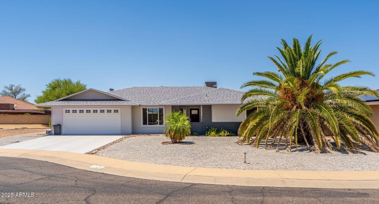 17012 N 97th Dr., Sun City, AZ 85373