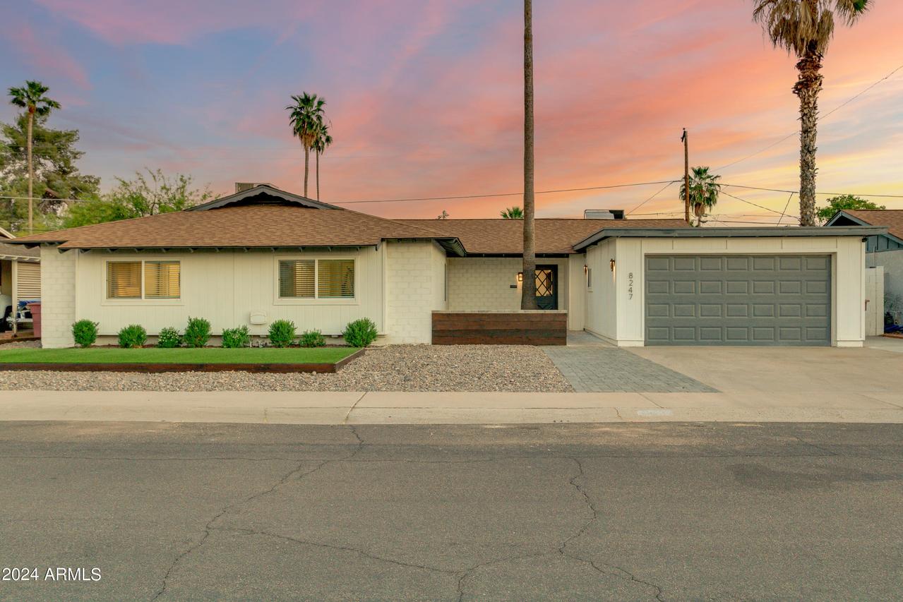 8247 E Devonshire Ave., Scottsdale, AZ 85251