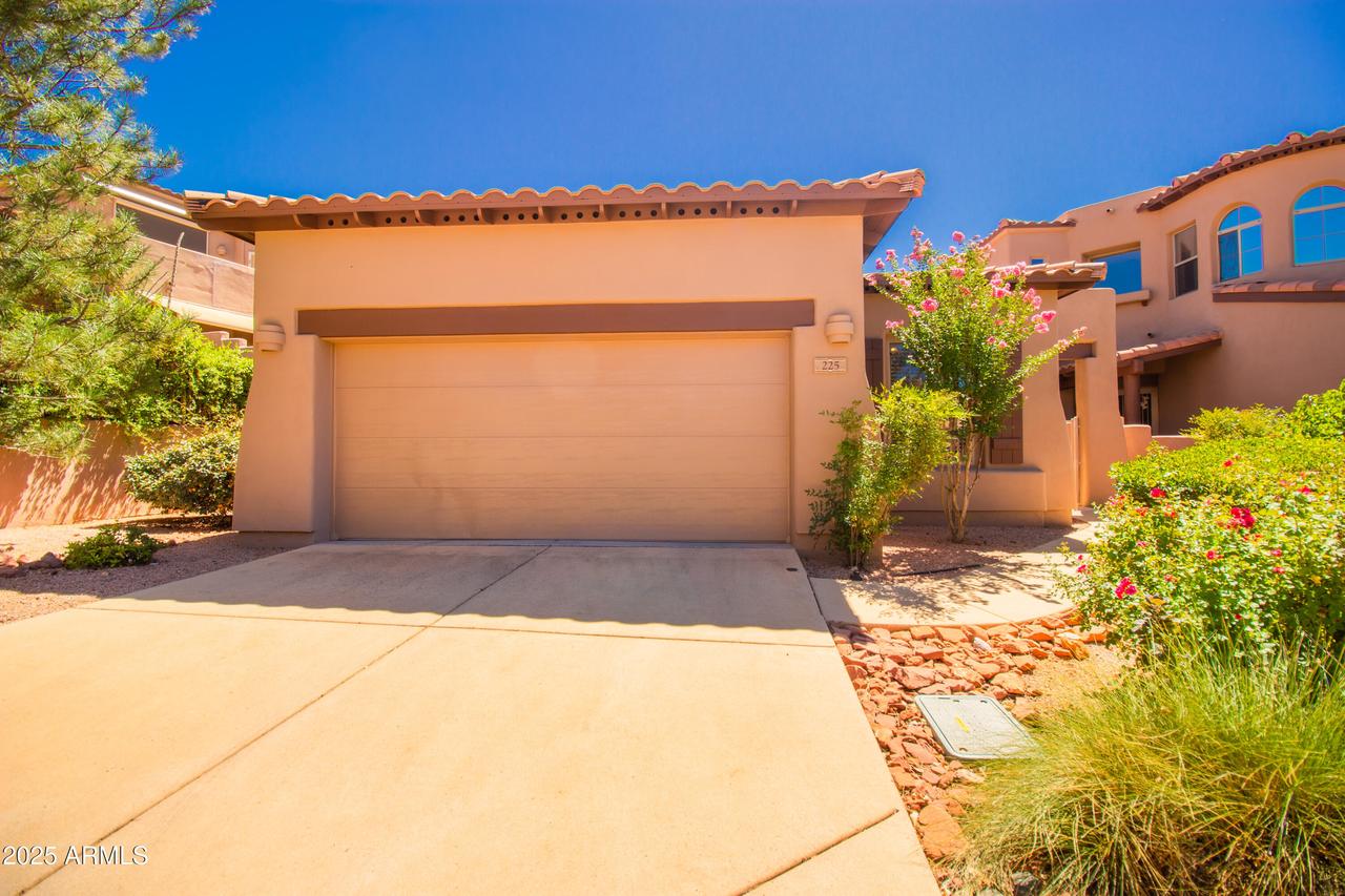 225 Colinas, Sedona, AZ 86351