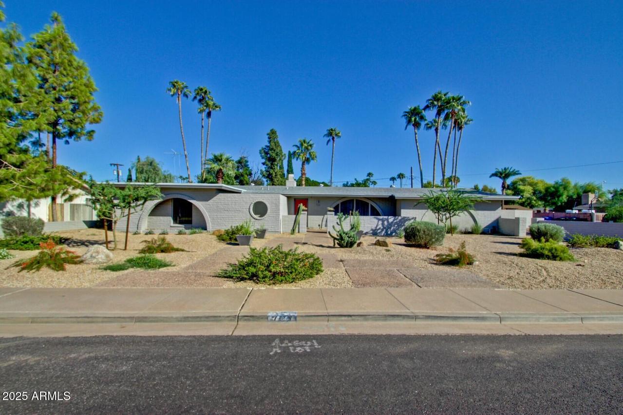 726 E 7th Pl., Mesa, AZ 85203