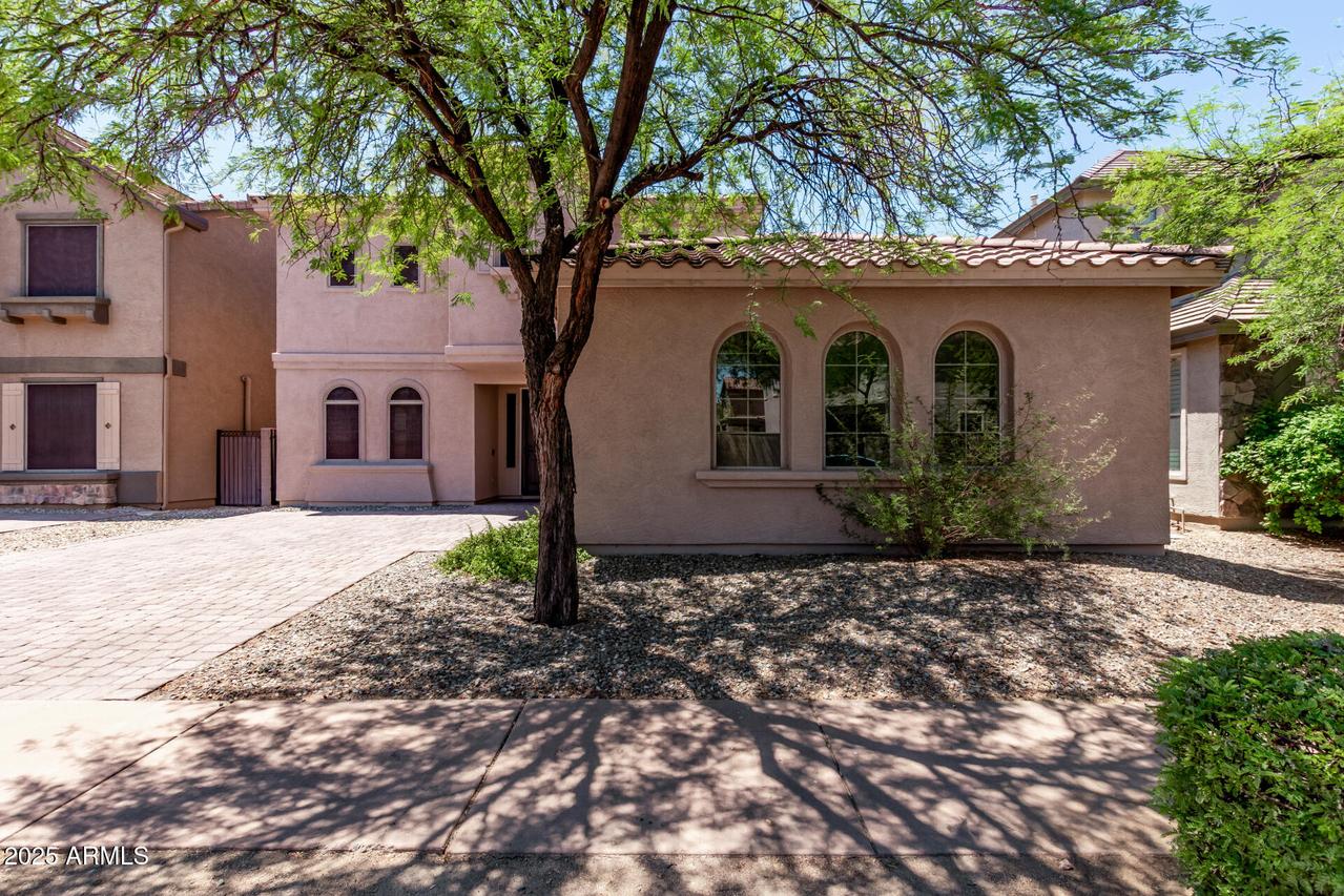 35210 N 34th Ln., Phoenix, AZ 85086