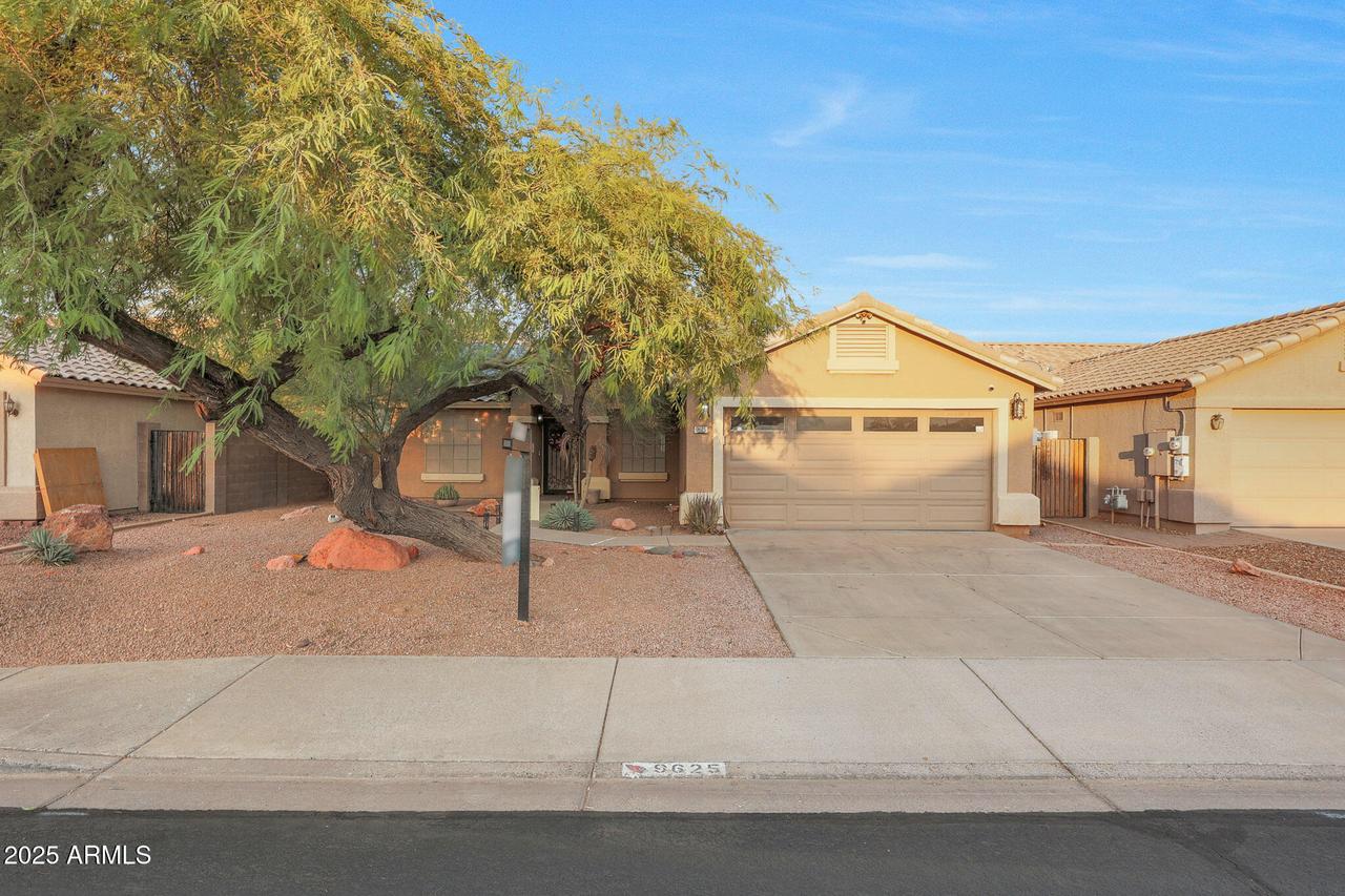 9625 N 94th Dr., Peoria, AZ 85345