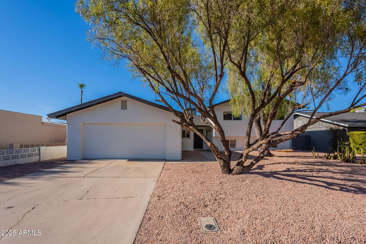 8426 E Lincoln Dr., Scottsdale, AZ 85250