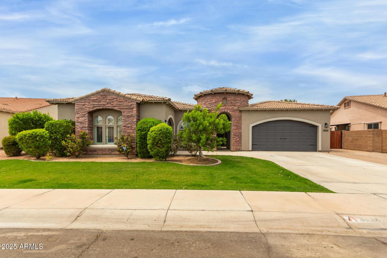 3054 S Colonial St., Gilbert, AZ 85295