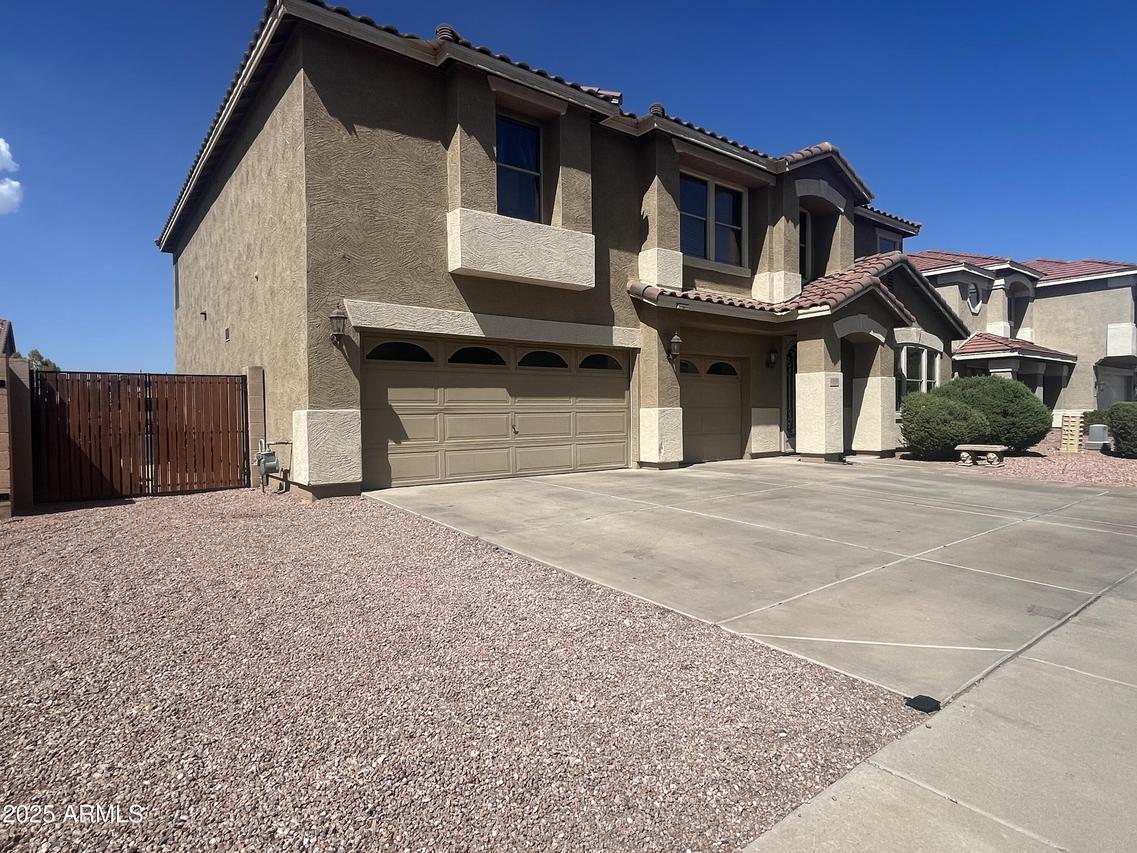 1310 E Milada Dr., Phoenix, AZ 85042