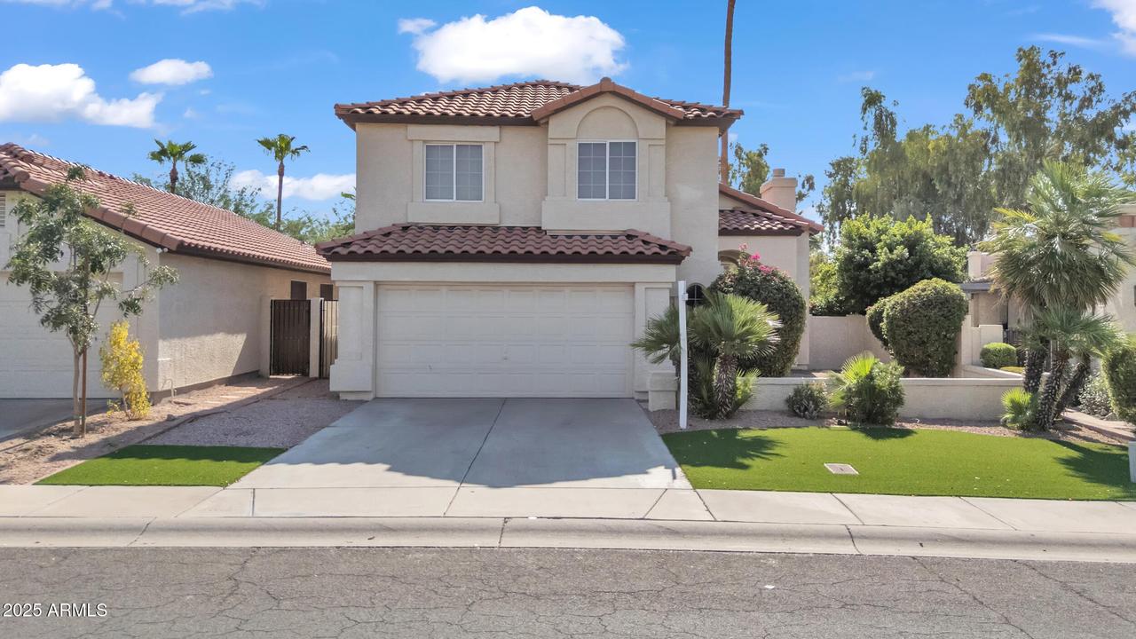 9207 S 51st St., Phoenix, AZ 85044
