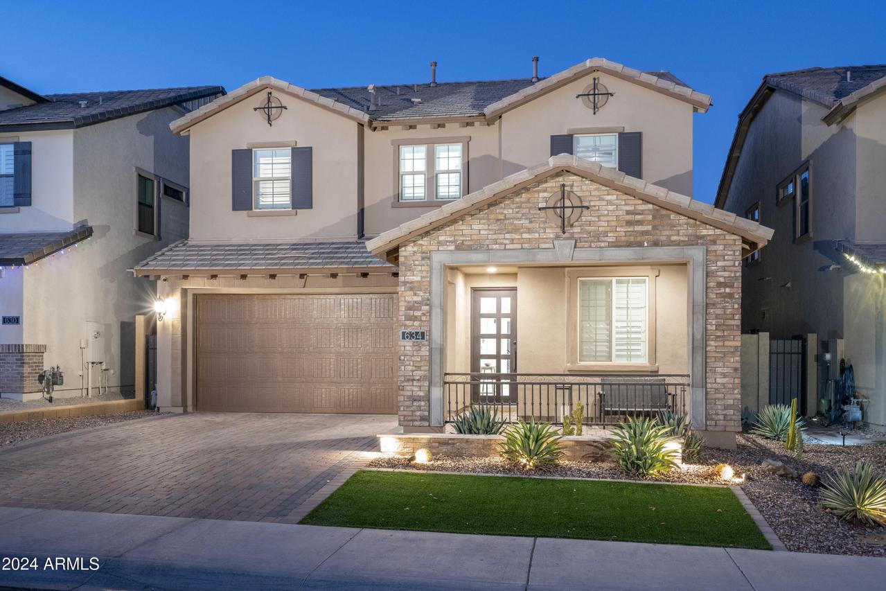 634 E Deer Creek Rd., Phoenix, AZ 85048