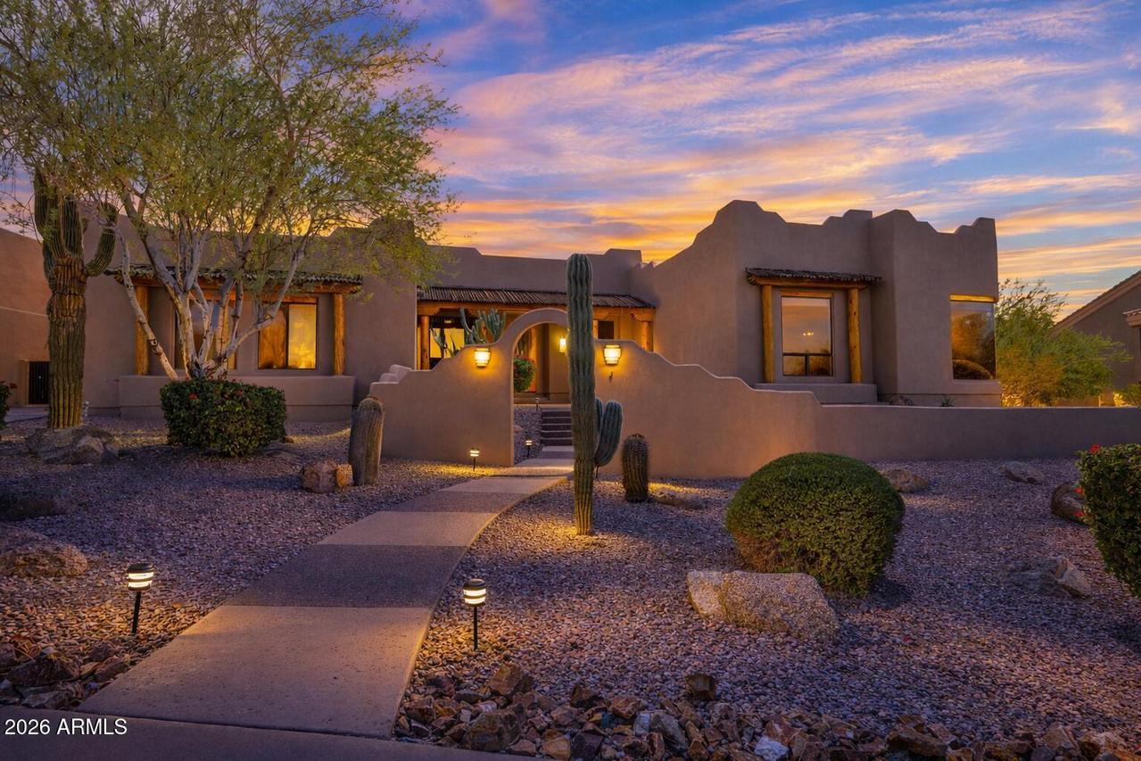 7130 E Saddleback St. #5, Mesa, AZ 85207