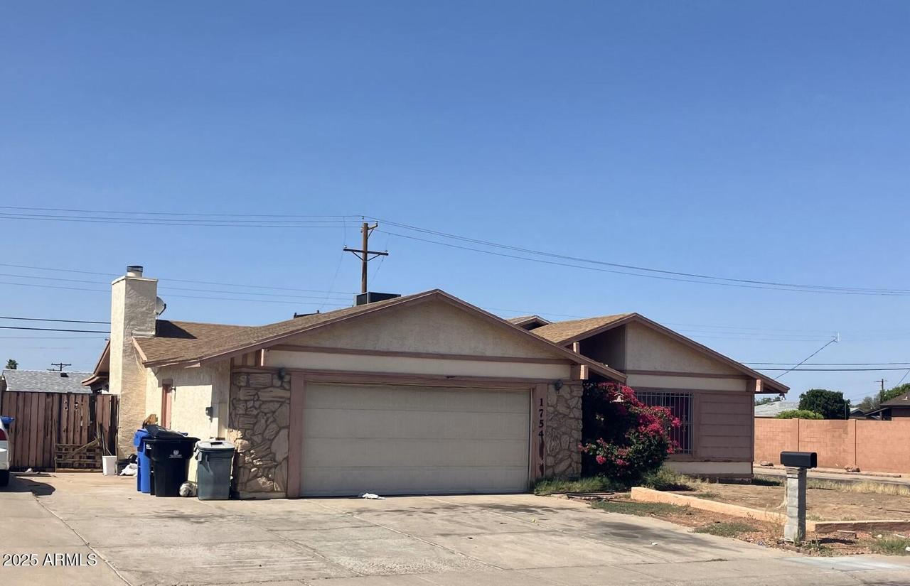 1754 E Alta Vista Rd., Phoenix, AZ 85042
