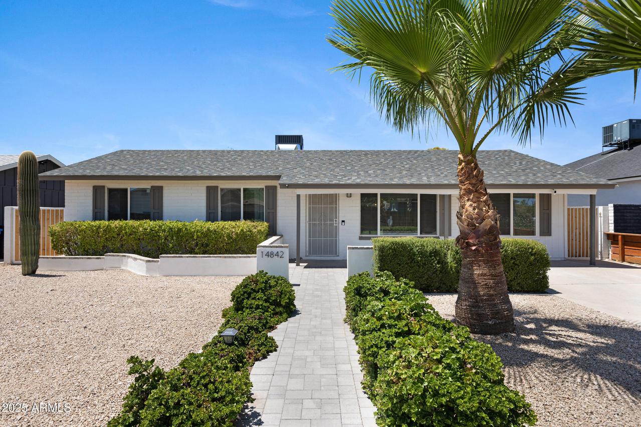 14842 N 38th St., Phoenix, AZ 85032