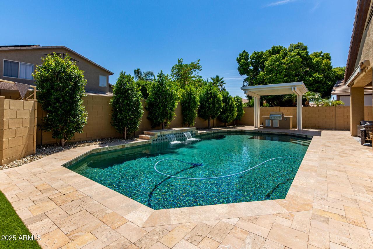 8115 W Alex Ave., Peoria, AZ 85382