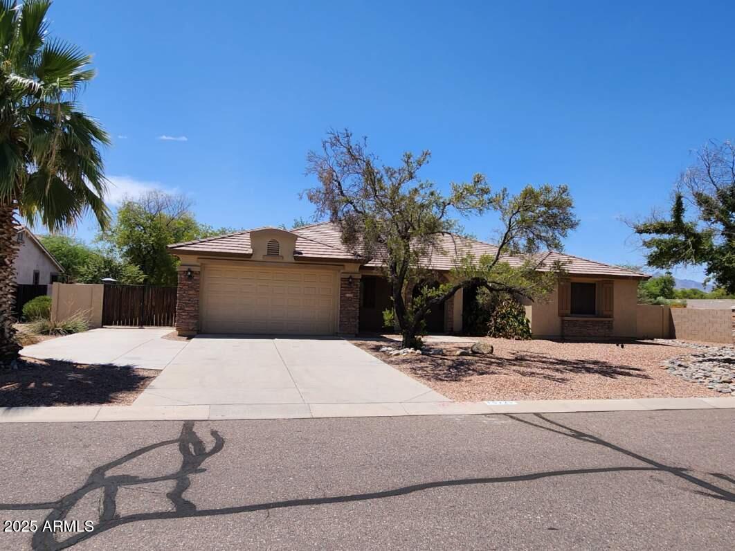 5225 W Siesta Way, Laveen, AZ 85339
