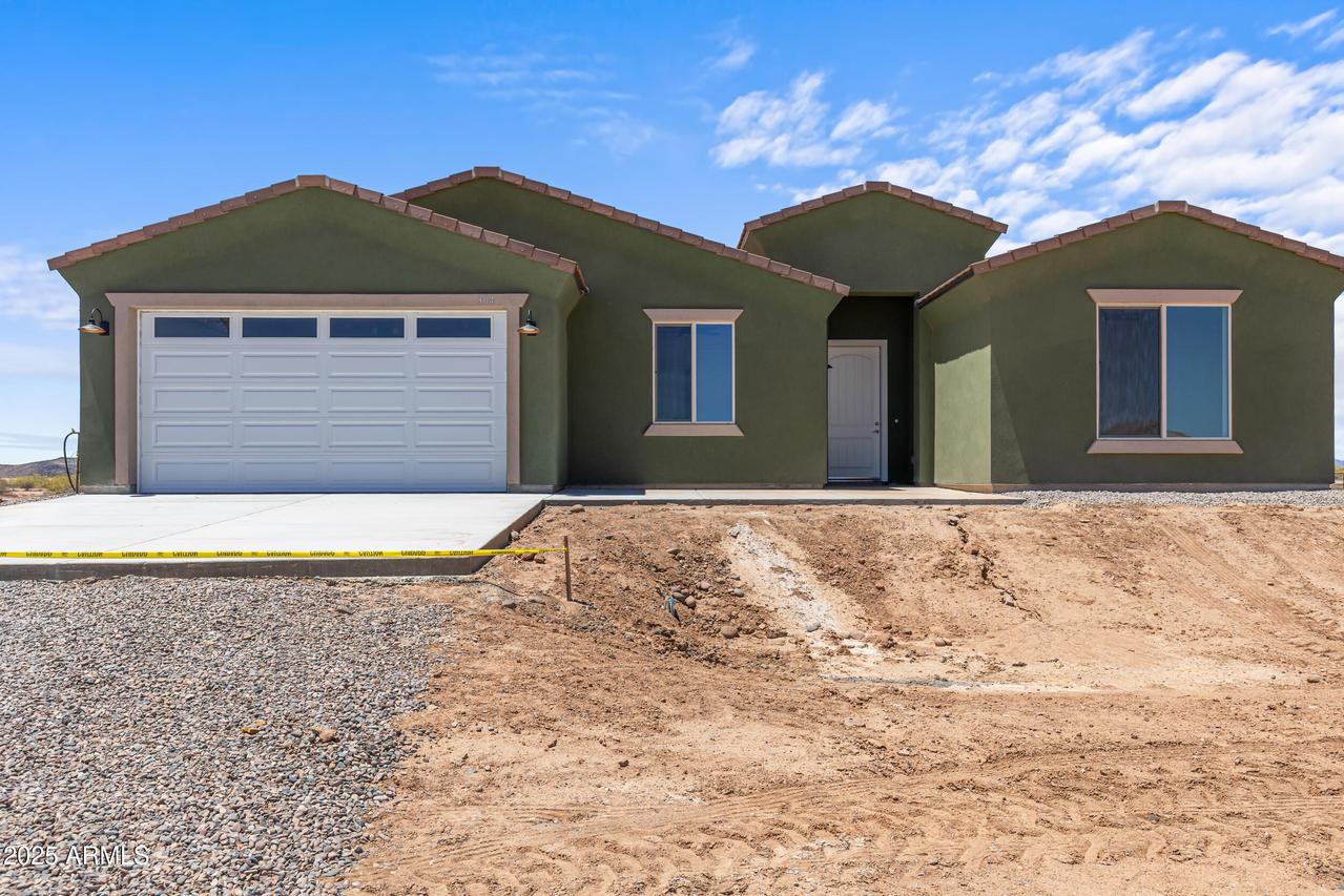 304 S 372nd Dr., Tonopah, AZ 85354