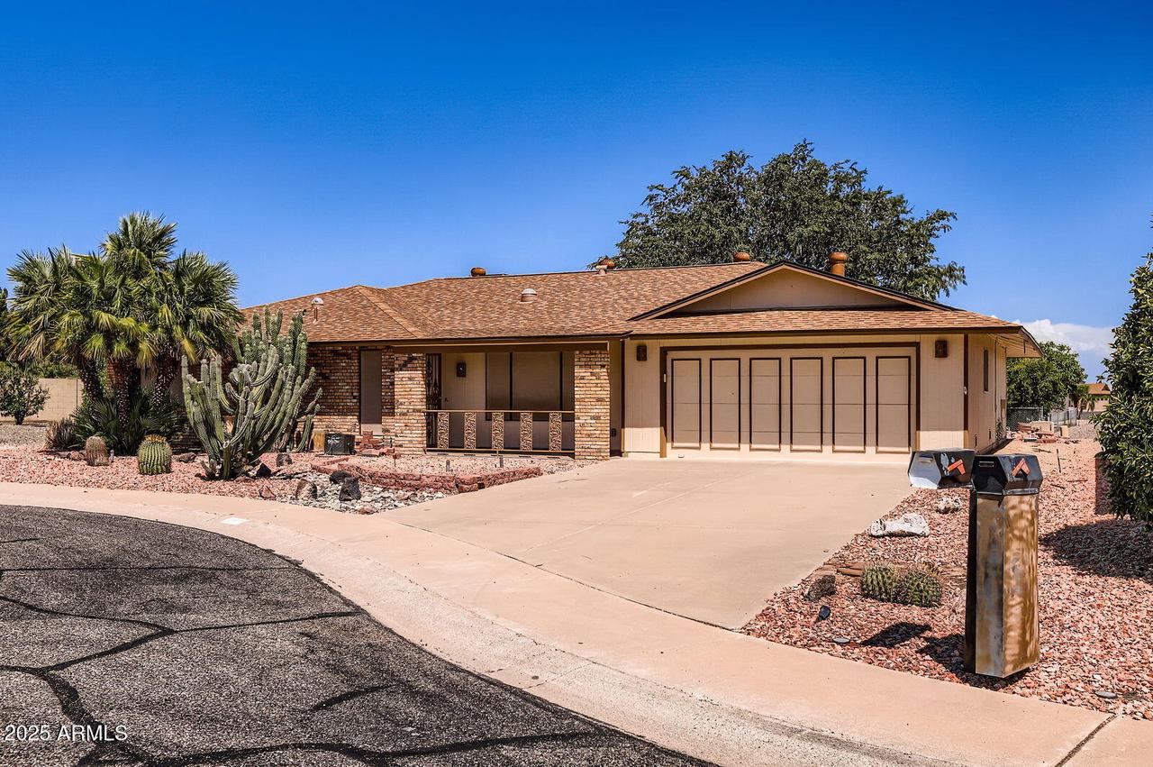 18415 N 96th Dr., Sun City, AZ 85373