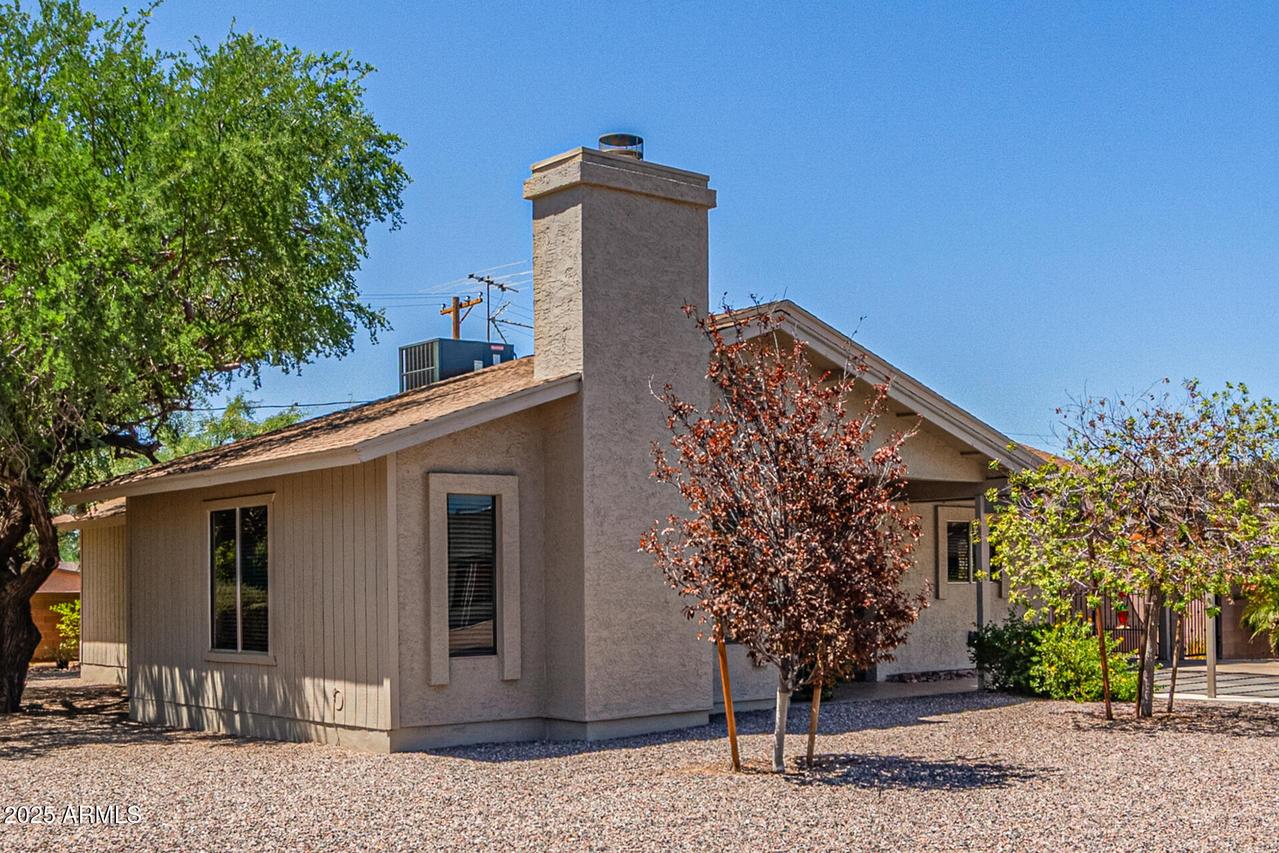 927 E Granada Ave., Apache Junction, AZ 85119