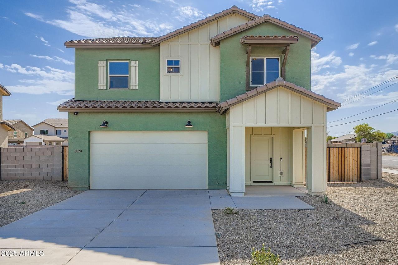 5523 S 11th Ave., Phoenix, AZ 85041