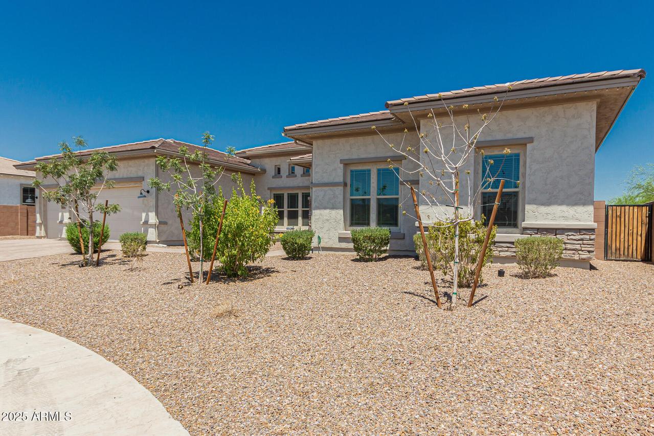 3816 W White Feather Ln., Phoenix, AZ 85083