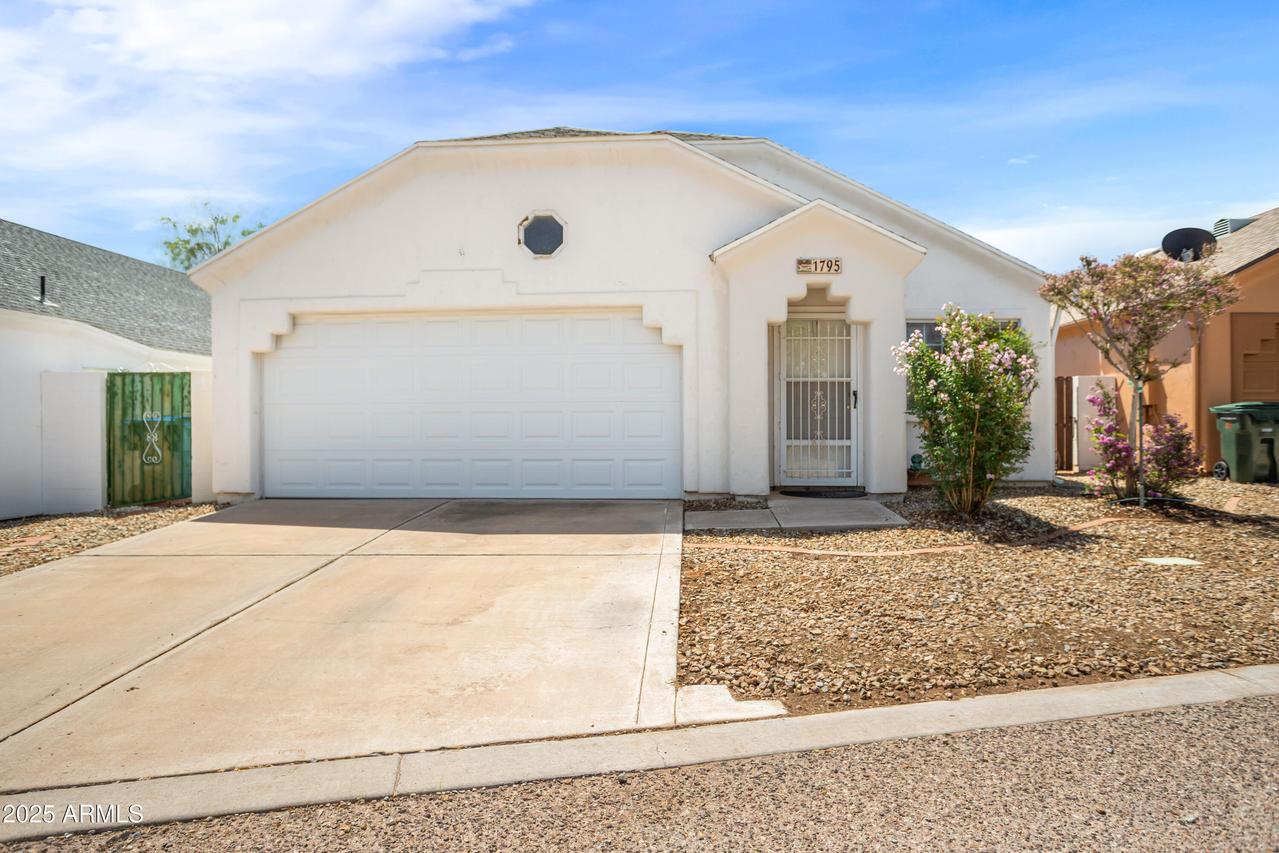 1795 Avenida La Corte, Sierra Vista, AZ 85635