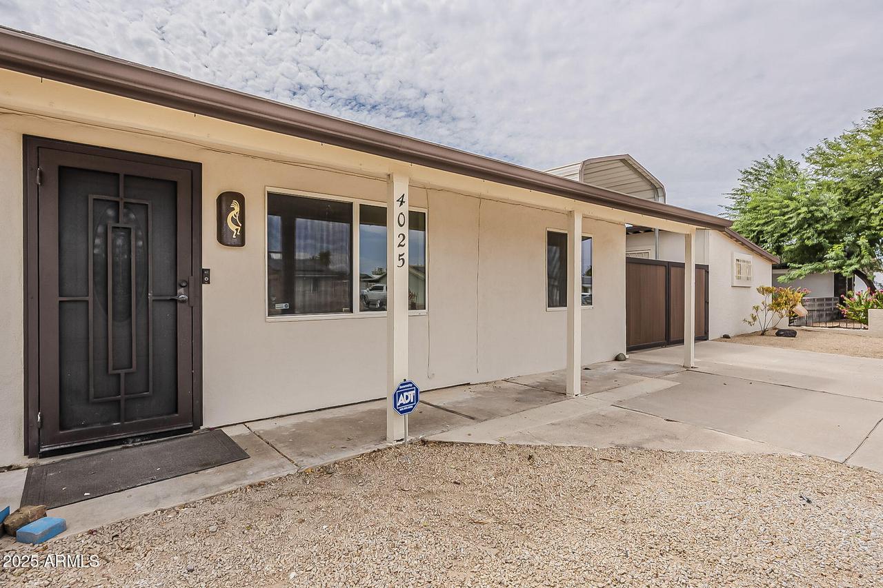 4025 E Surrey Ave., Phoenix, AZ 85032