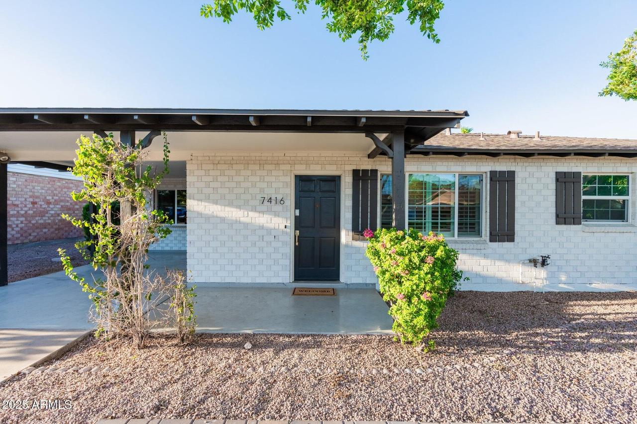 7416 E Holly St., Scottsdale, AZ 85257