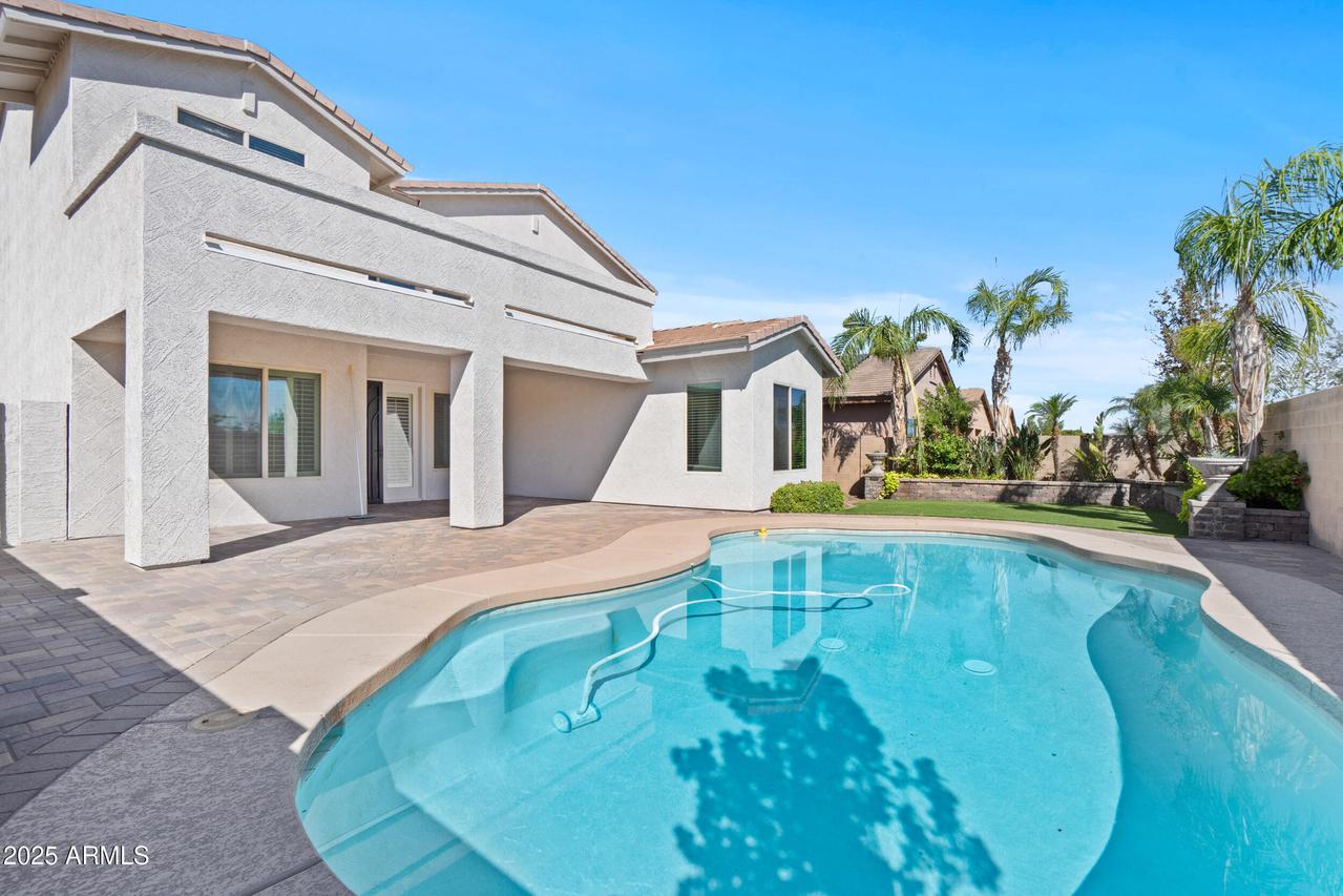 29247 N 70th Ave., Peoria, AZ 85383