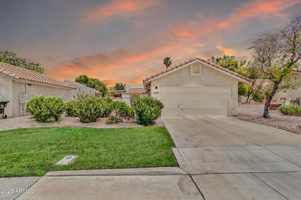 1377 N Tamarisk Dr., Chandler, AZ 85224