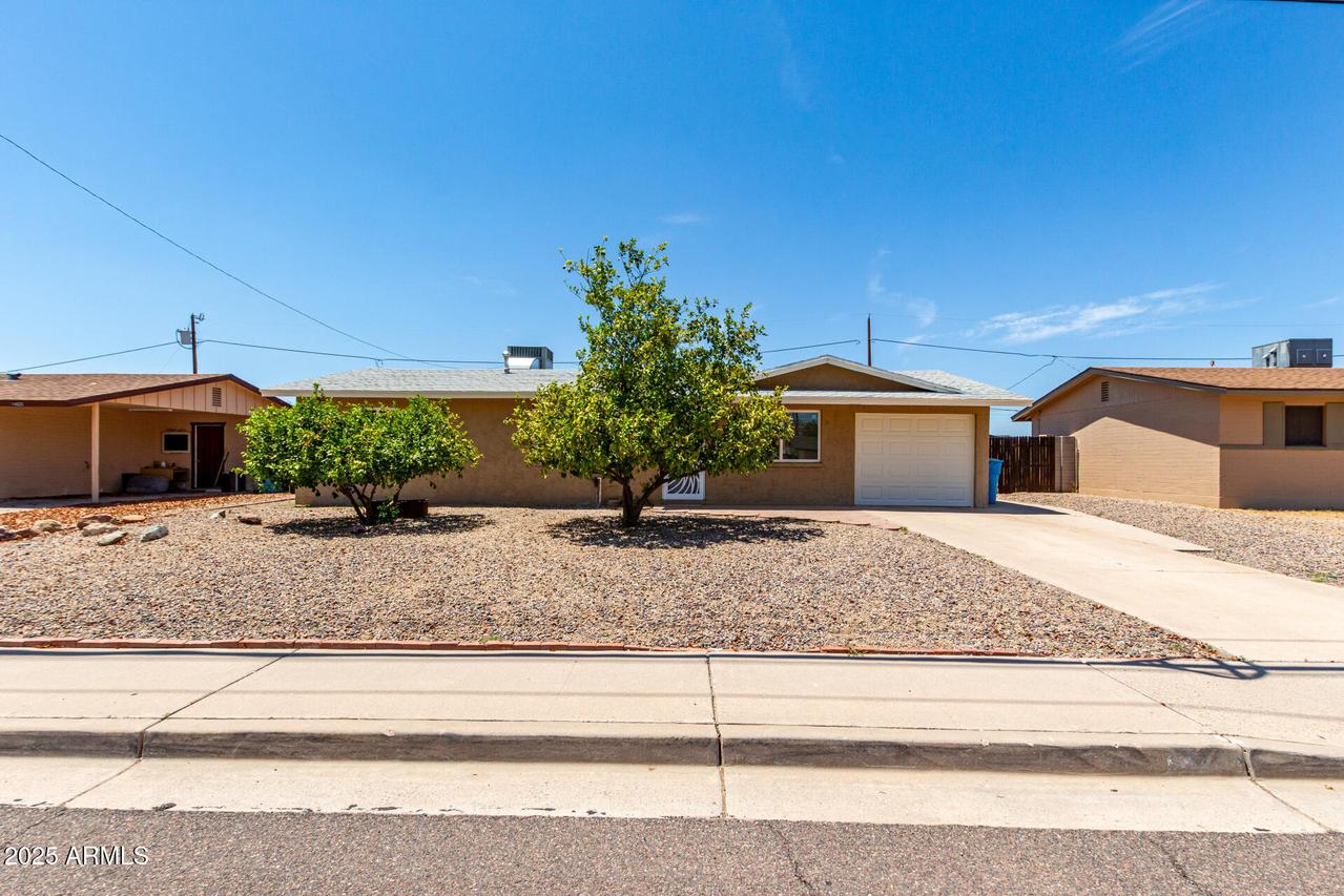 14832 N 36th St., Phoenix, AZ 85032