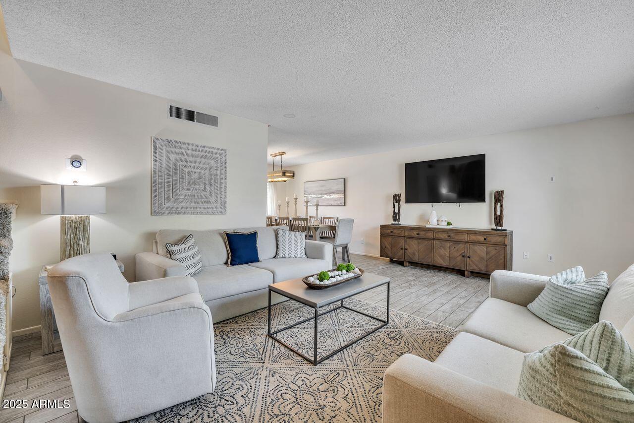5001 E Bloomfield Rd., Scottsdale, AZ 85254